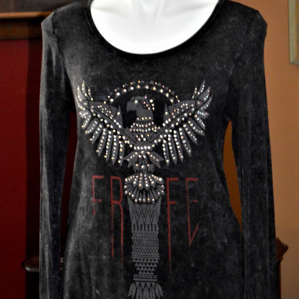 DAYTRIP WOMEN'S TOP SMALL TUNIC BLACK BIRD RHINESONES Free on front